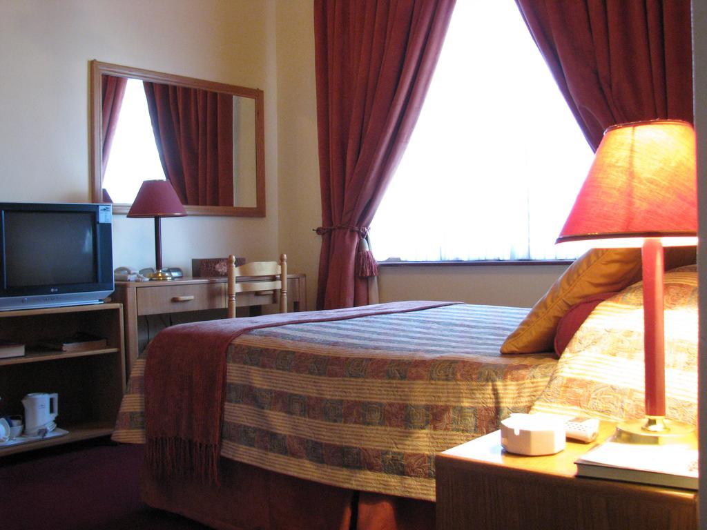 Laings Lodge Laingsburg Room photo