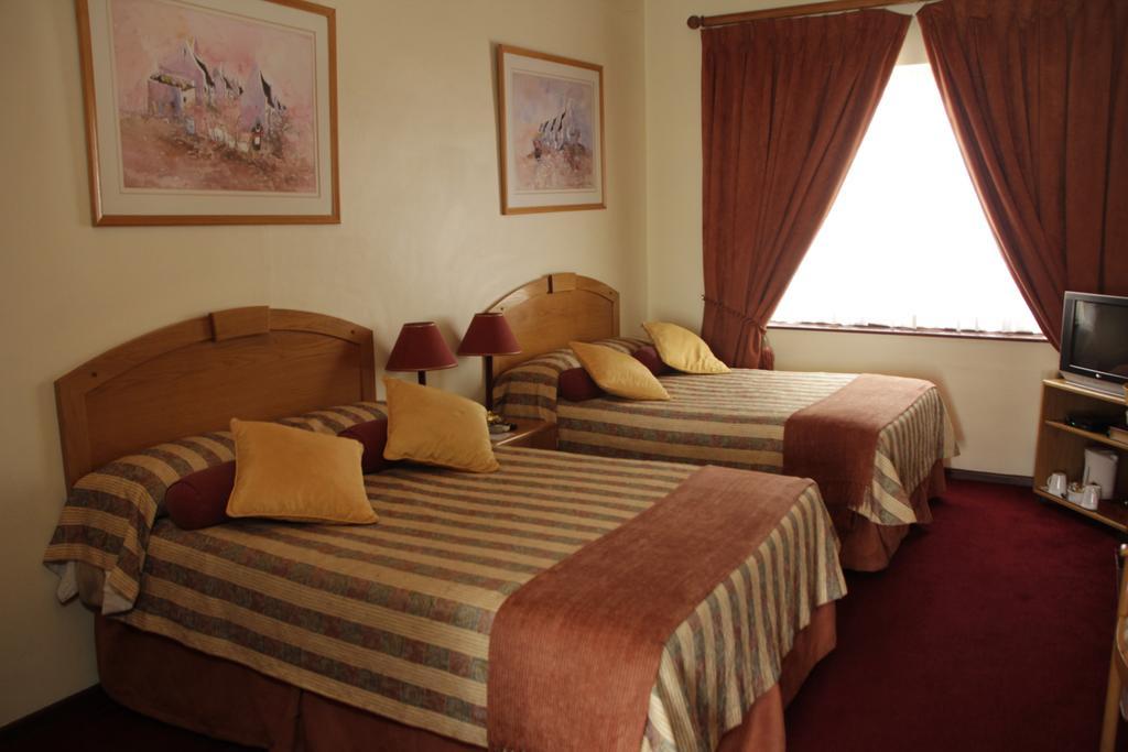 Laings Lodge Laingsburg Room photo