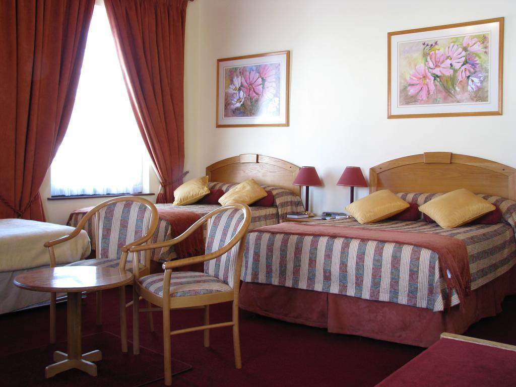 Laings Lodge Laingsburg Room photo