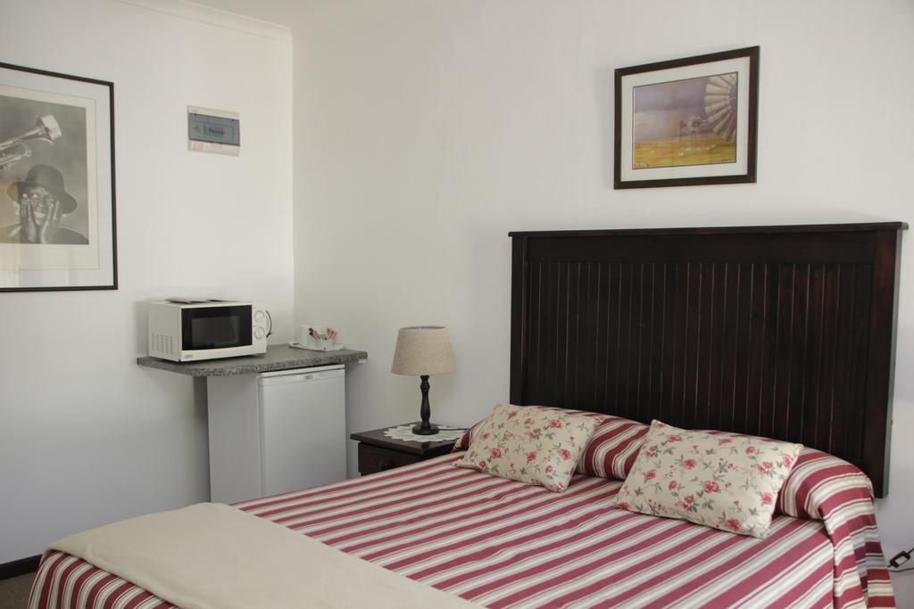 Laings Lodge Laingsburg Room photo